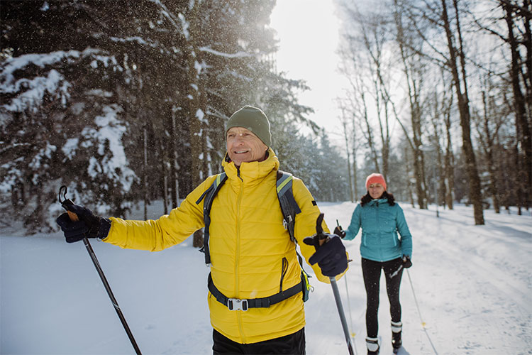 Man and woman going on a ski trip